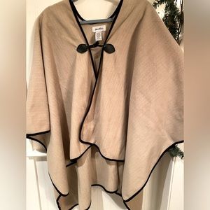 Le Moda Poncho with Leather Piping